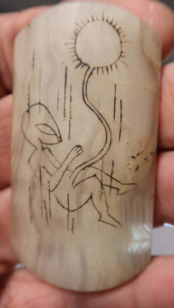 The Tablet of the Descent Signal pendant 2852-2854