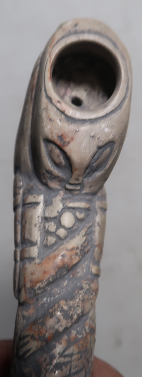 The Whispering Effigy Pipe 2895-2899